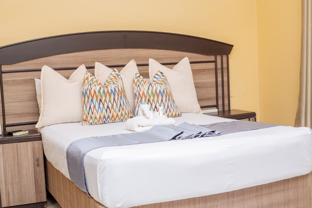 Executive Bed Room